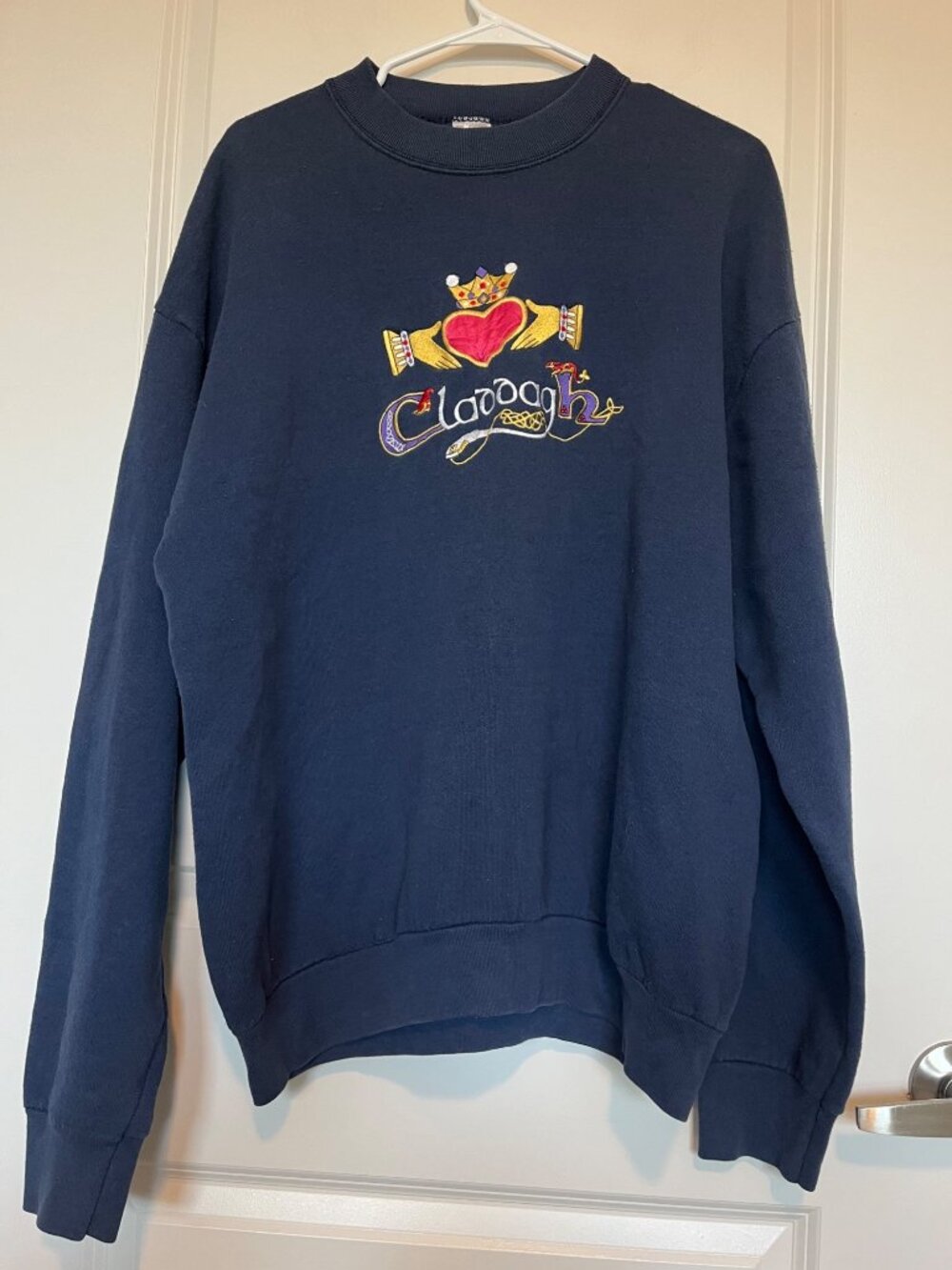 Vtg Navy Claddagh Sweatshirt Pullover Crewneck Size XXL Embroidered Irish Love
